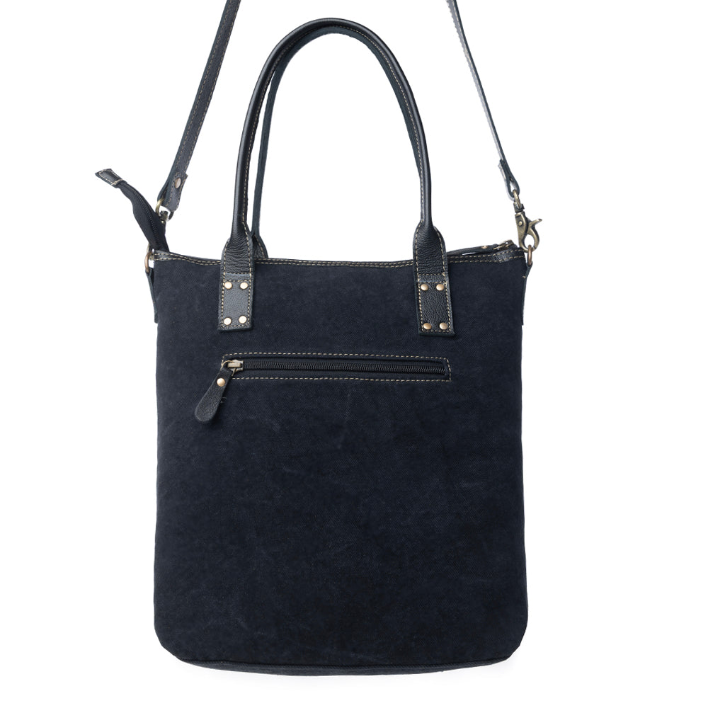 Mesa Maverick Tote Bag in Black & White