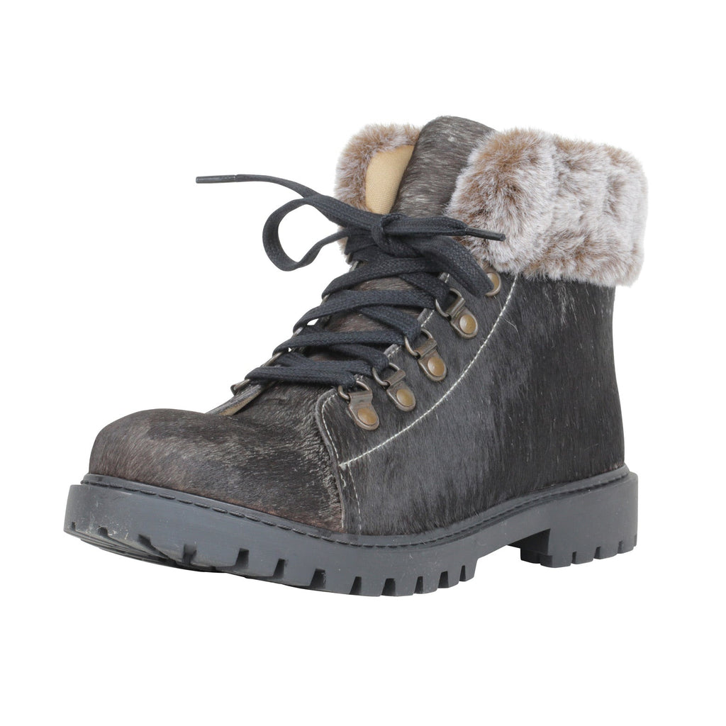 Turbulent Boots